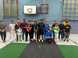 Jugend-Hallen-Cricket-Training